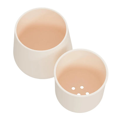 Minimalist self-watering indoor planter / pot